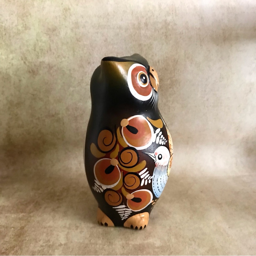 Handcrafted Owl Figurine - Picture 2 of 8
